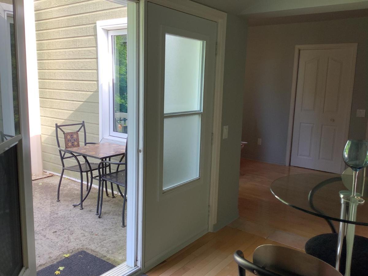 Les Saisons Du Fleuve Bed & Breakfast Lotbiniere Eksteriør bilde