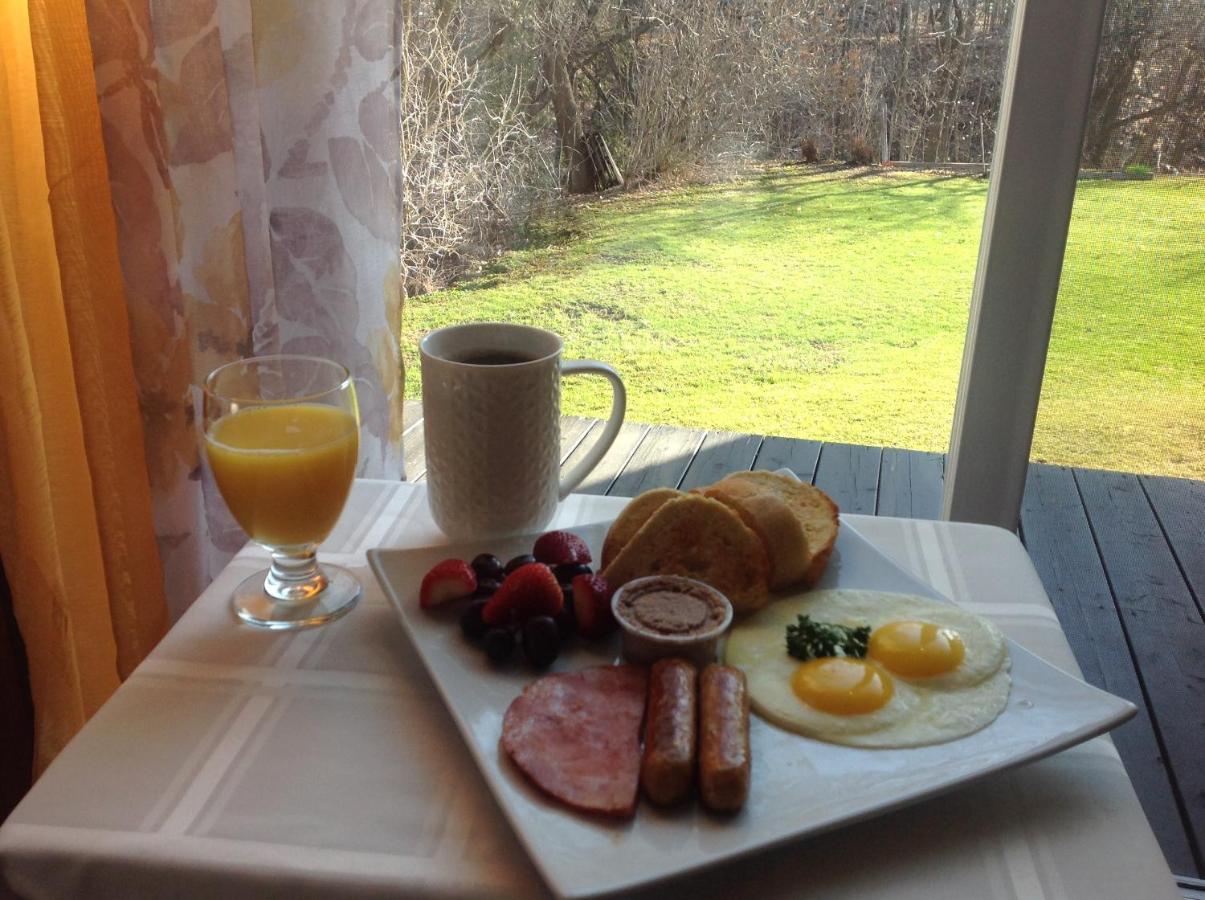 Les Saisons Du Fleuve Bed & Breakfast Lotbiniere Eksteriør bilde