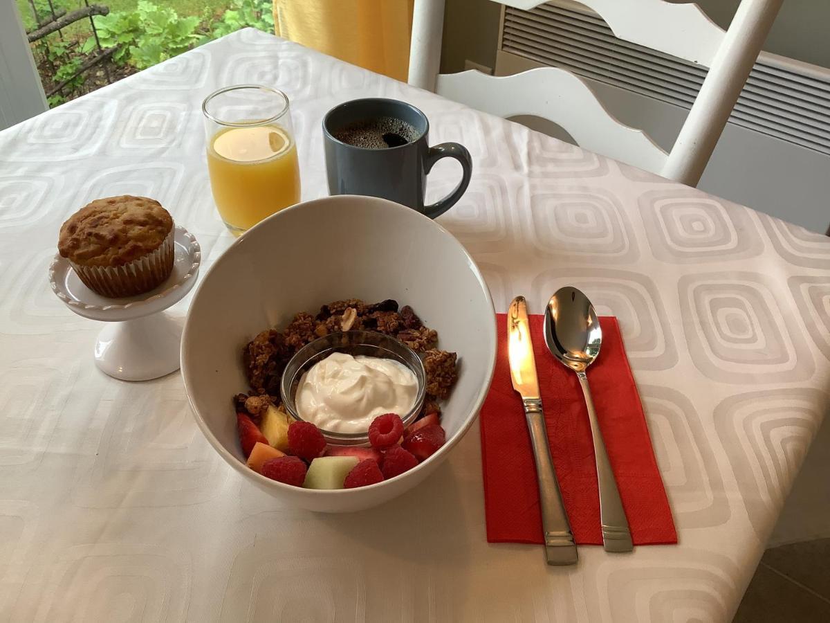 Les Saisons Du Fleuve Bed & Breakfast Lotbiniere Eksteriør bilde