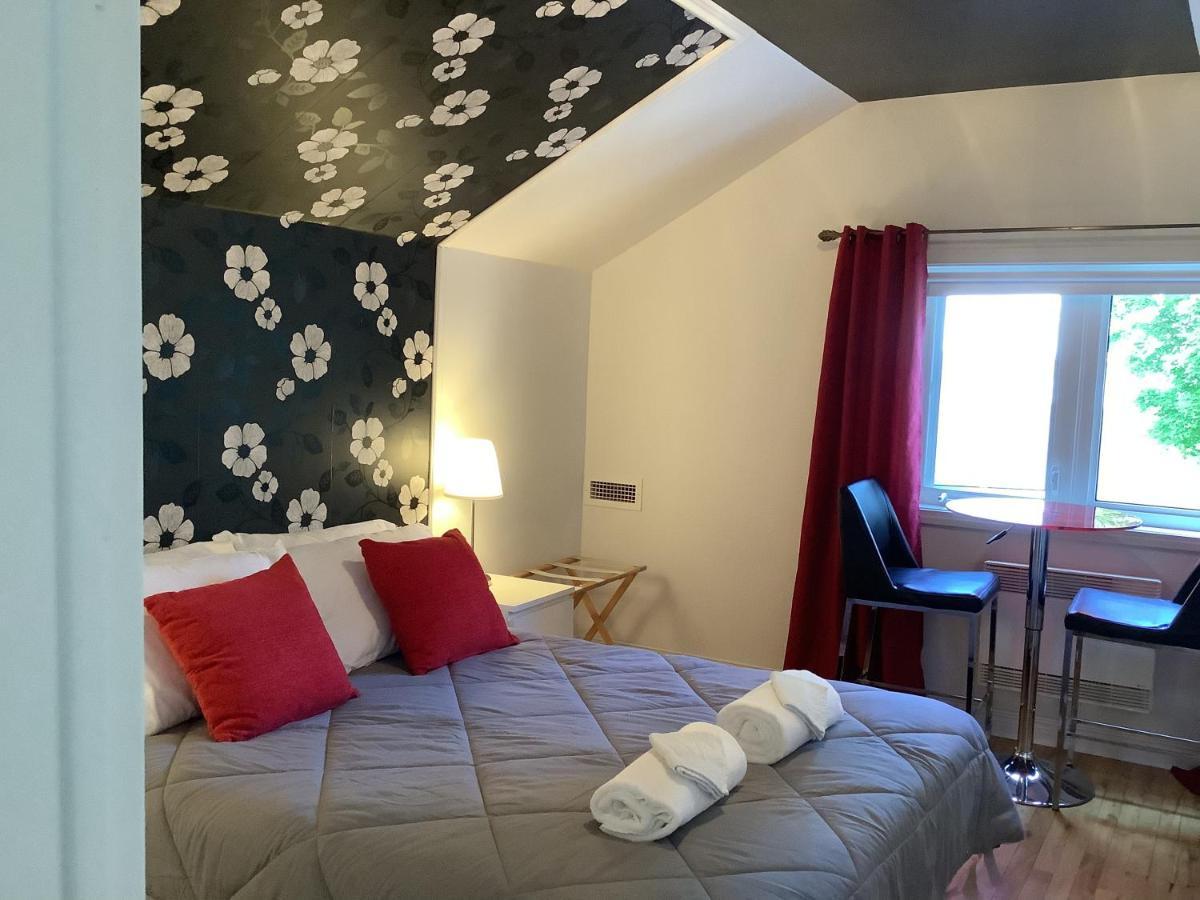 Les Saisons Du Fleuve Bed & Breakfast Lotbiniere Eksteriør bilde