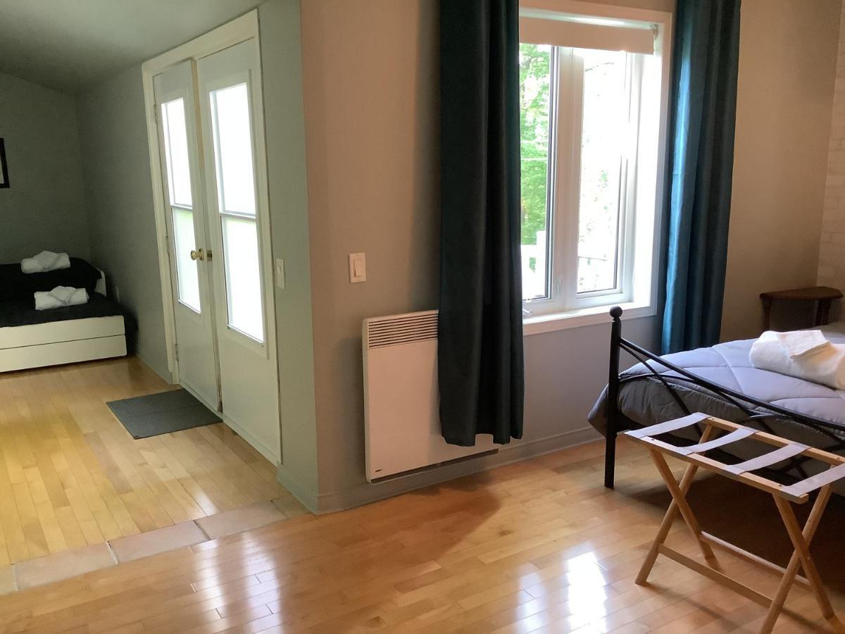 Les Saisons Du Fleuve Bed & Breakfast Lotbiniere Eksteriør bilde