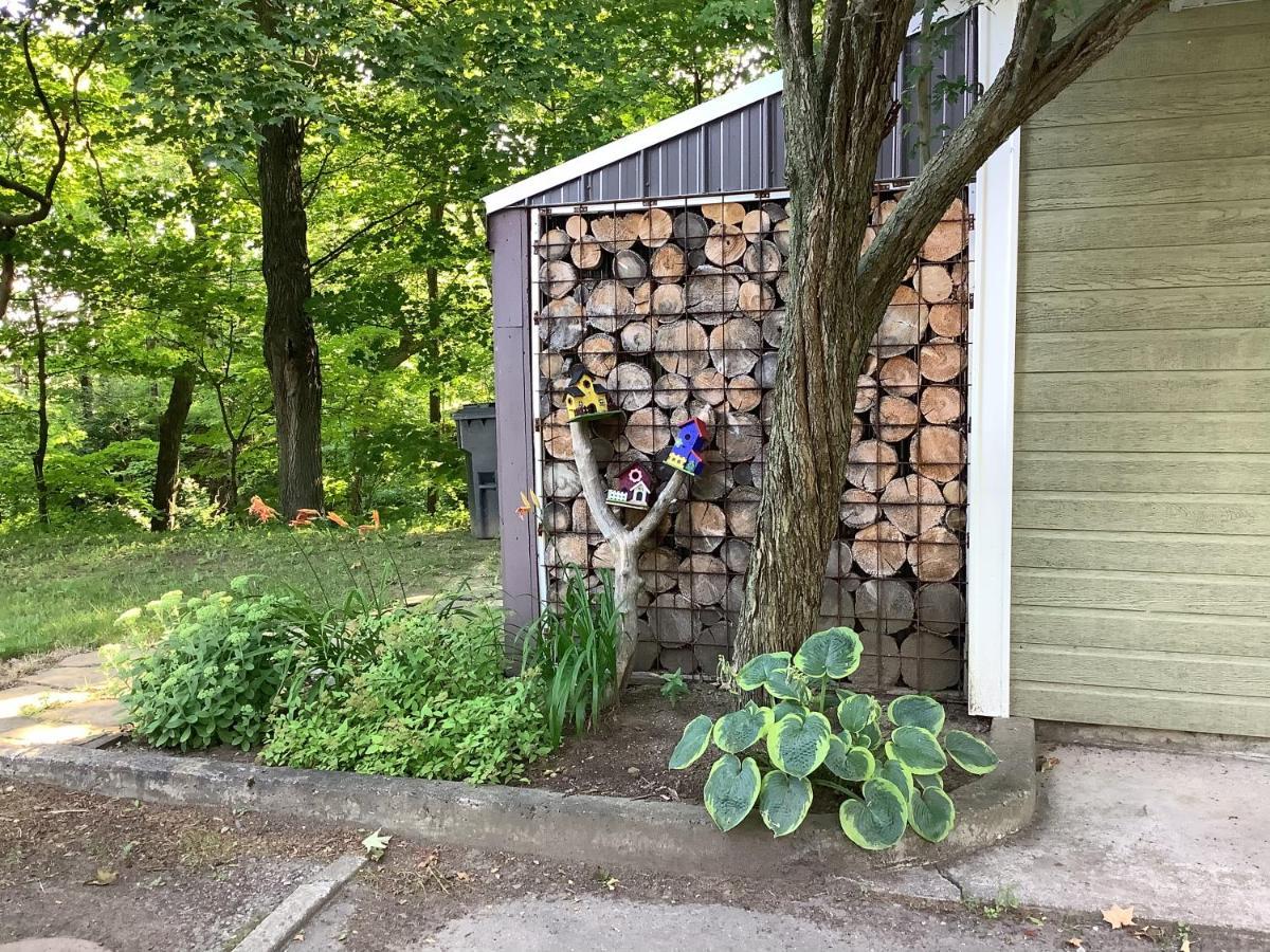 Les Saisons Du Fleuve Bed & Breakfast Lotbiniere Eksteriør bilde