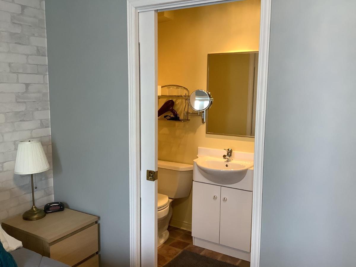 Les Saisons Du Fleuve Bed & Breakfast Lotbiniere Eksteriør bilde